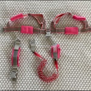BBL Toddler Walking Harness with Safety Leash & Wrist Strap – Pink/Gray